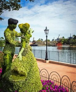 Topiary Couple Paint By Numbers